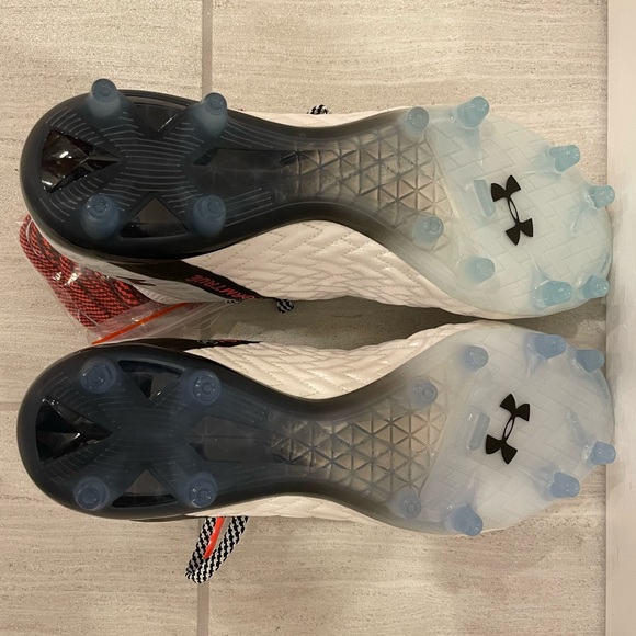 Soccer Cleats - Picture 5 of 5